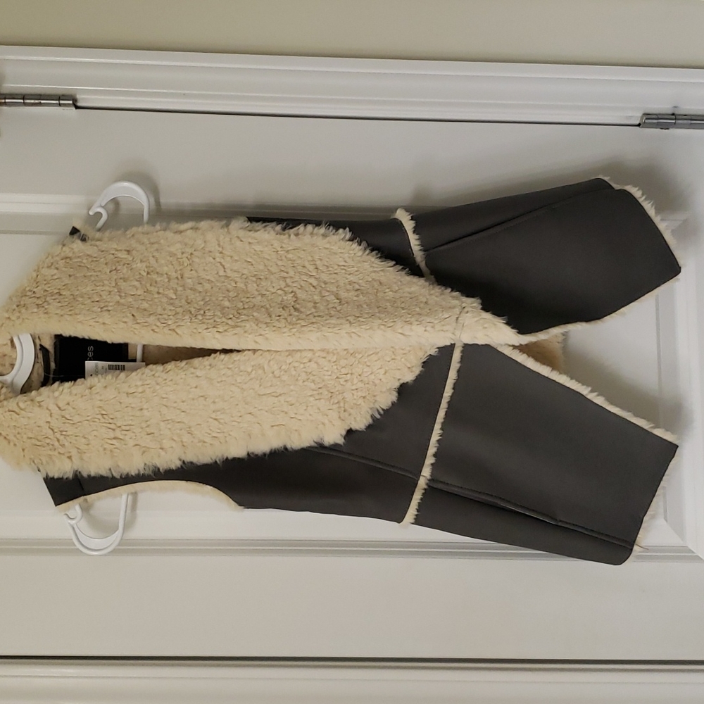 Maurices vest, XS, NWT